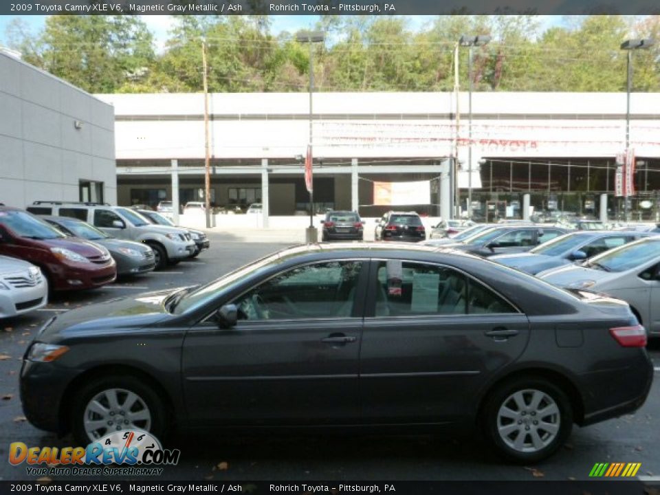2009 Toyota Camry XLE V6 Magnetic Gray Metallic / Ash Photo #2