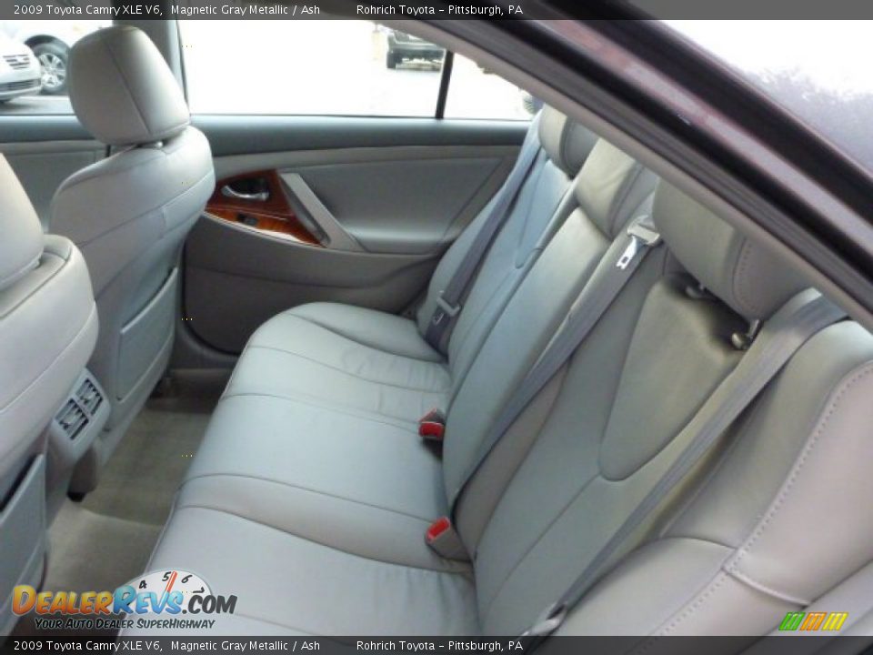 2009 Toyota Camry XLE V6 Magnetic Gray Metallic / Ash Photo #5