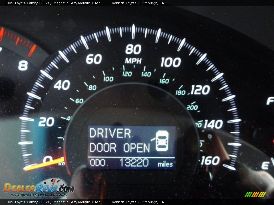 2009 Toyota Camry XLE V6 Magnetic Gray Metallic / Ash Photo #9