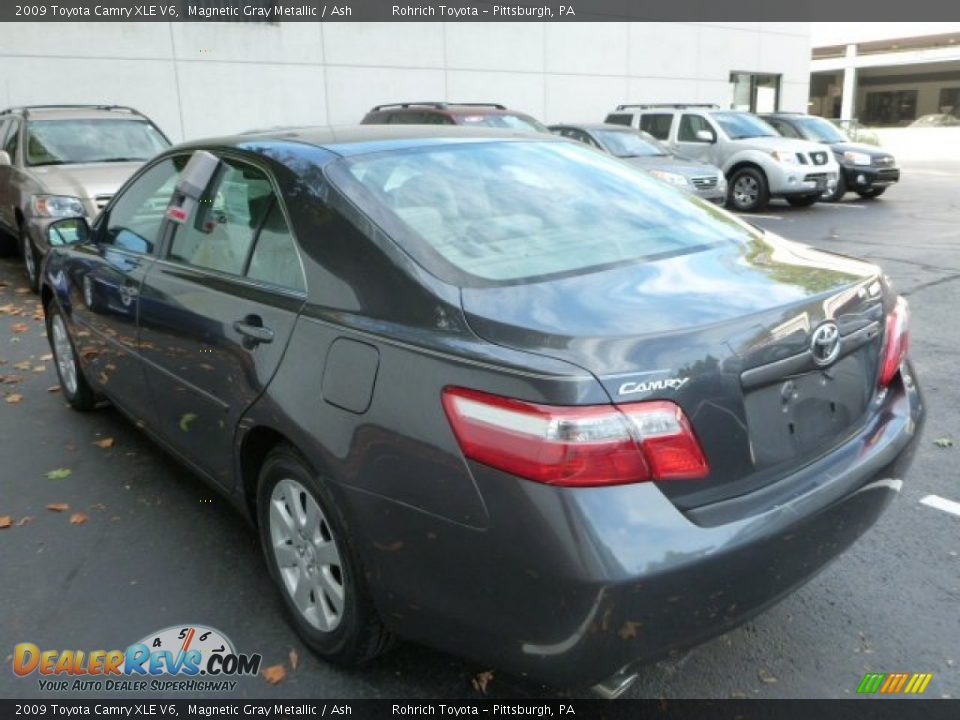 2009 Toyota Camry XLE V6 Magnetic Gray Metallic / Ash Photo #13