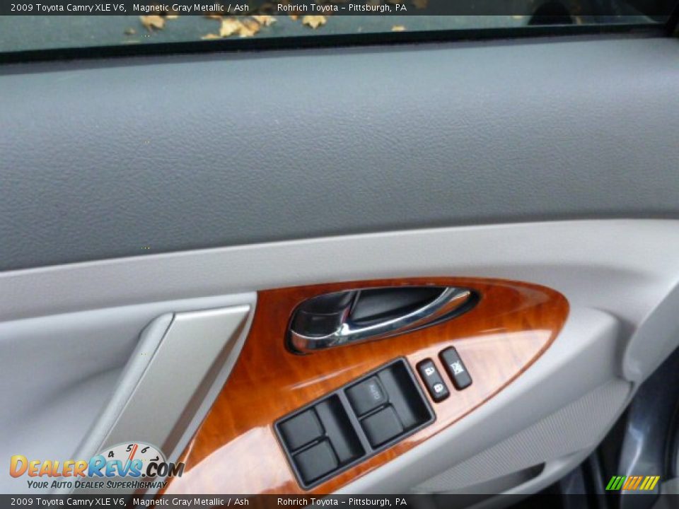 2009 Toyota Camry XLE V6 Magnetic Gray Metallic / Ash Photo #16