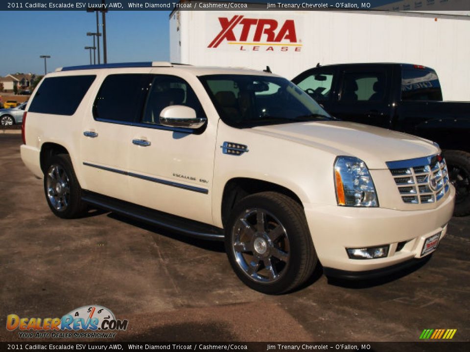 2011 Cadillac Escalade ESV Luxury AWD White Diamond Tricoat / Cashmere/Cocoa Photo #2