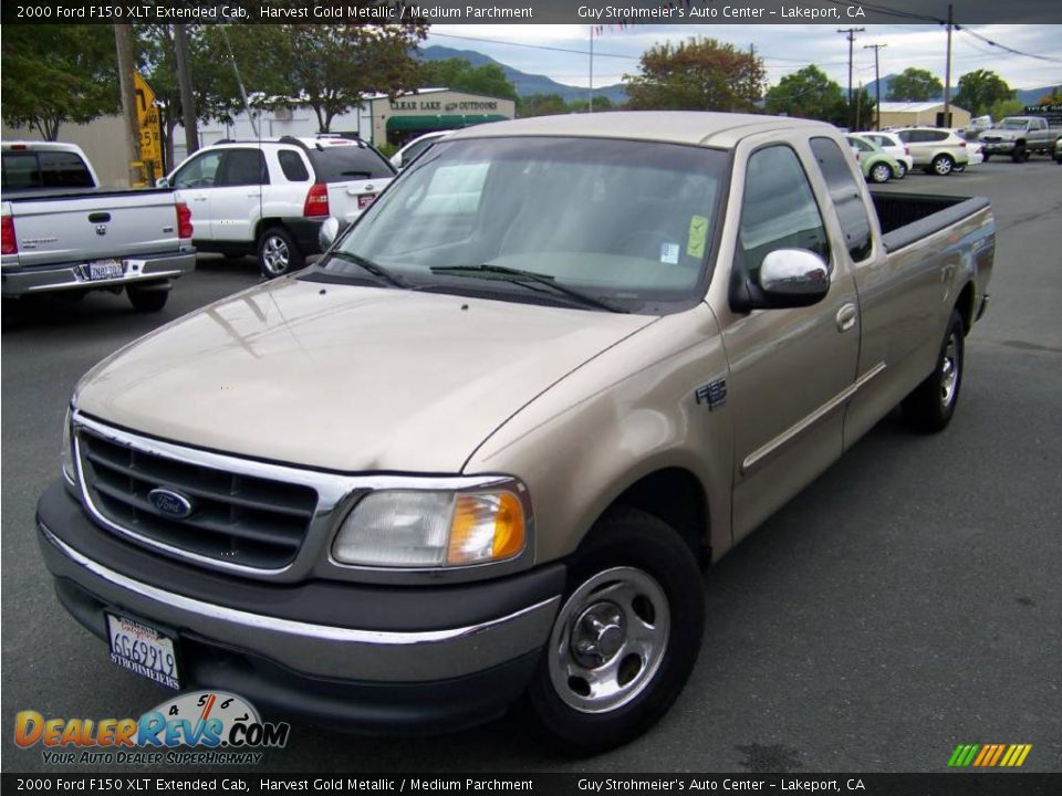 2000 Ford F150 XLT Extended Cab Harvest Gold Metallic / Medium Parchment Photo #1