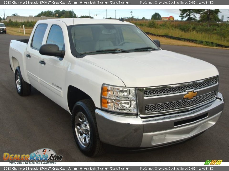 Front 3/4 View of 2013 Chevrolet Silverado 1500 LT Crew Cab Photo #1