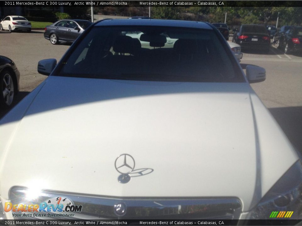 2011 Mercedes-Benz C 300 Luxury Arctic White / Almond/Mocha Photo #1