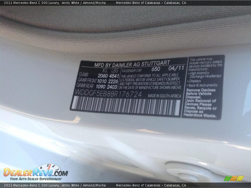 2011 Mercedes-Benz C 300 Luxury Arctic White / Almond/Mocha Photo #6