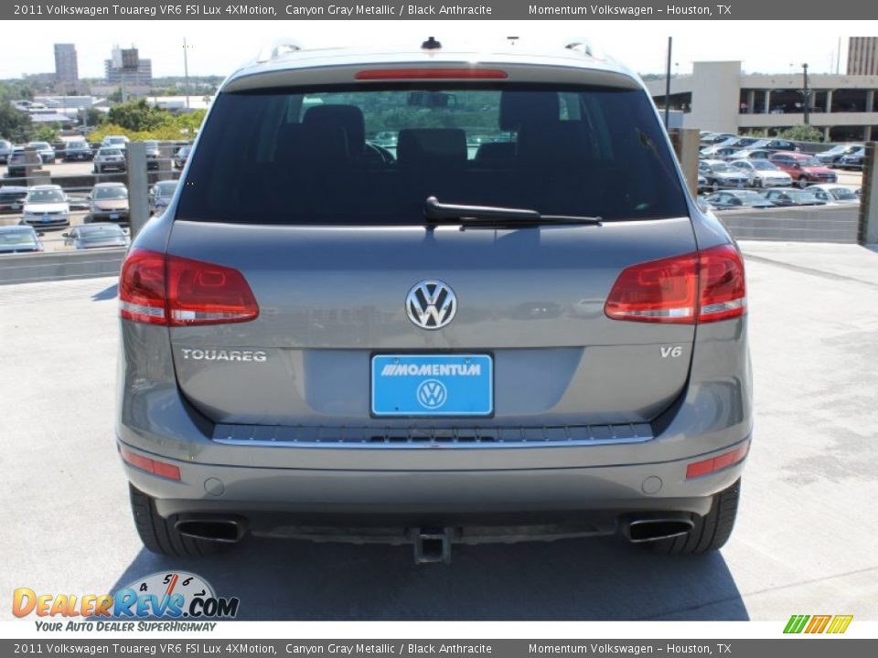 2011 Volkswagen Touareg VR6 FSI Lux 4XMotion Canyon Gray Metallic / Black Anthracite Photo #8