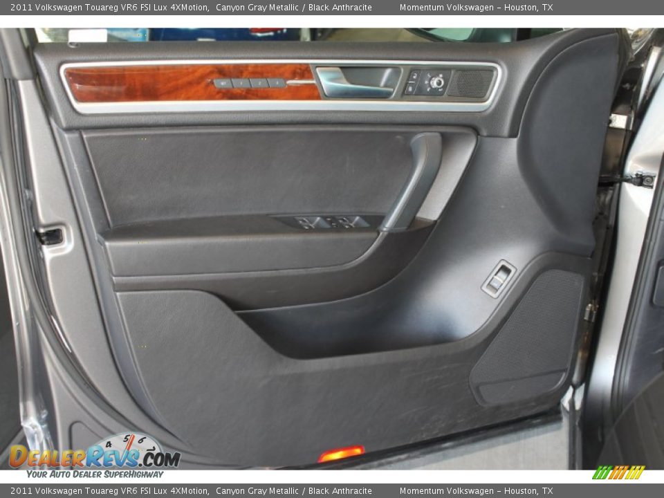 2011 Volkswagen Touareg VR6 FSI Lux 4XMotion Canyon Gray Metallic / Black Anthracite Photo #13