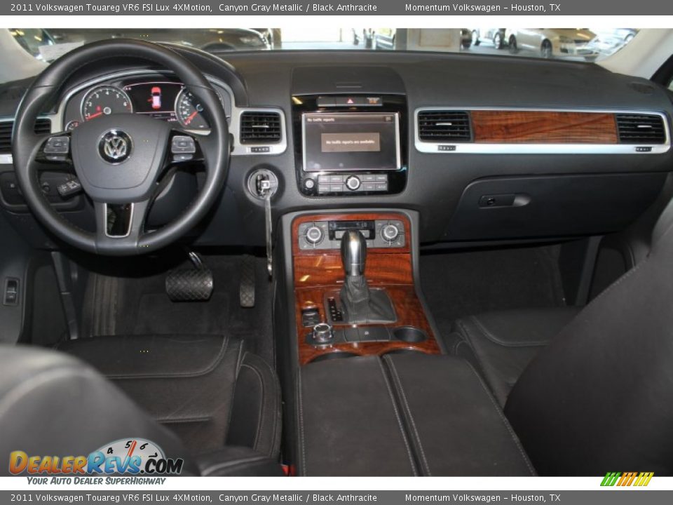 2011 Volkswagen Touareg VR6 FSI Lux 4XMotion Canyon Gray Metallic / Black Anthracite Photo #35