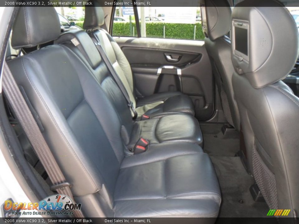 2008 Volvo XC90 3.2 Silver Metallic / Off Black Photo #11