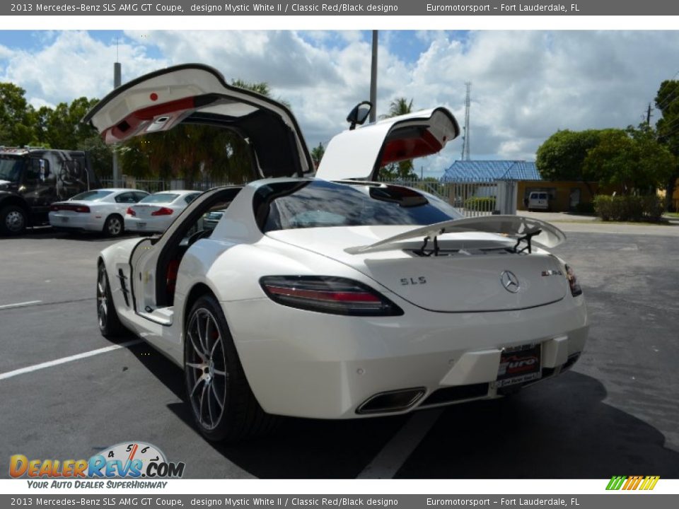 2013 Mercedes-Benz SLS AMG GT Coupe designo Mystic White II / Classic Red/Black designo Photo #4