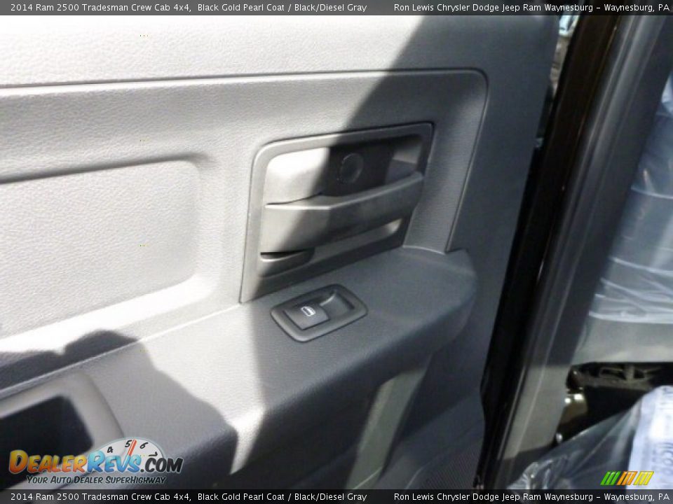 2014 Ram 2500 Tradesman Crew Cab 4x4 Black Gold Pearl Coat / Black/Diesel Gray Photo #15