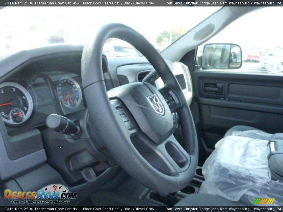 2014 Ram 2500 Tradesman Crew Cab 4x4 Black Gold Pearl Coat / Black/Diesel Gray Photo #17