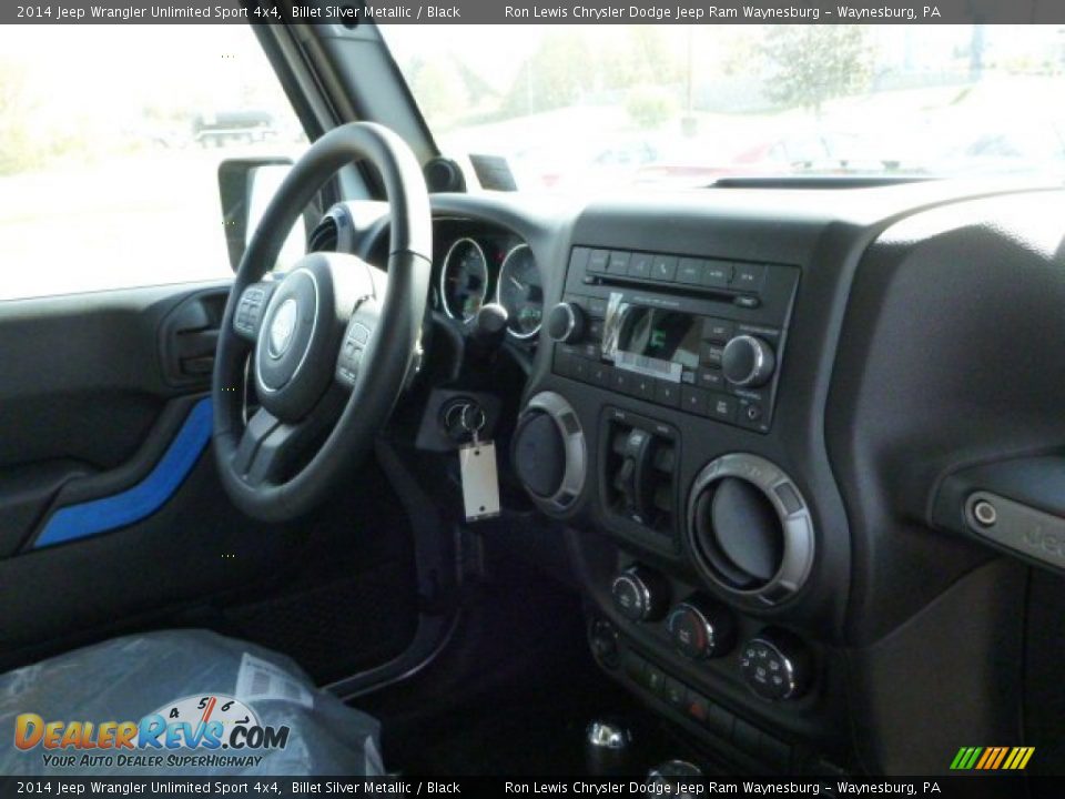 2014 Jeep Wrangler Unlimited Sport 4x4 Billet Silver Metallic / Black Photo #7