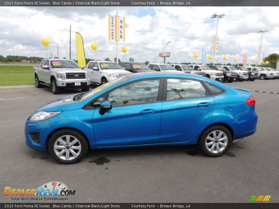 2013 Ford Fiesta SE Sedan Blue Candy / Charcoal Black/Light Stone Photo #5