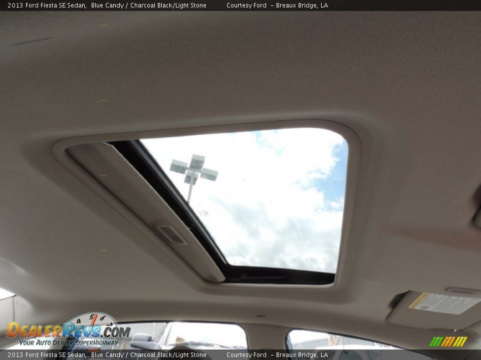 2013 Ford Fiesta SE Sedan Blue Candy / Charcoal Black/Light Stone Photo #7
