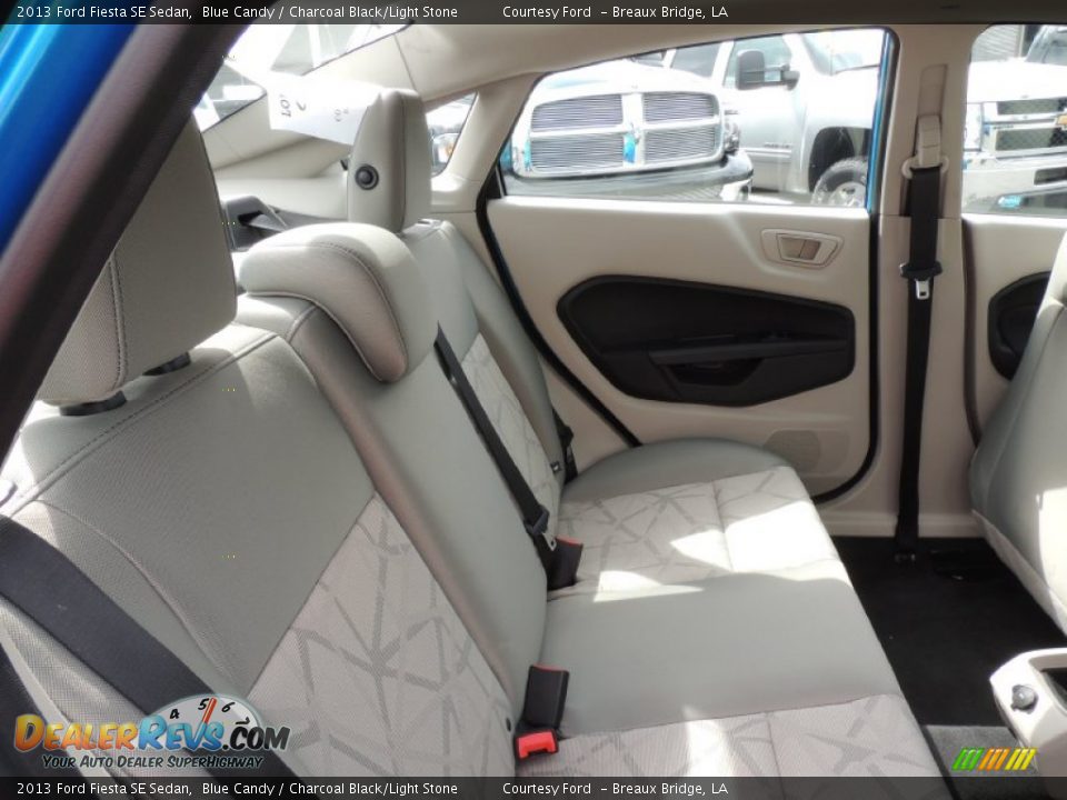 2013 Ford Fiesta SE Sedan Blue Candy / Charcoal Black/Light Stone Photo #9