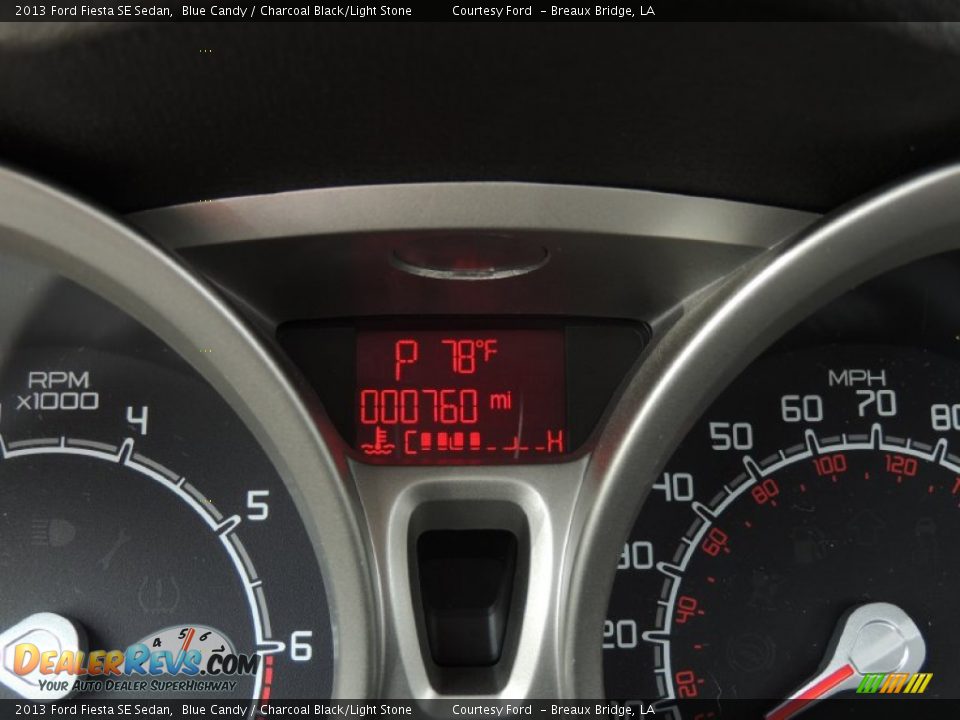 2013 Ford Fiesta SE Sedan Blue Candy / Charcoal Black/Light Stone Photo #17