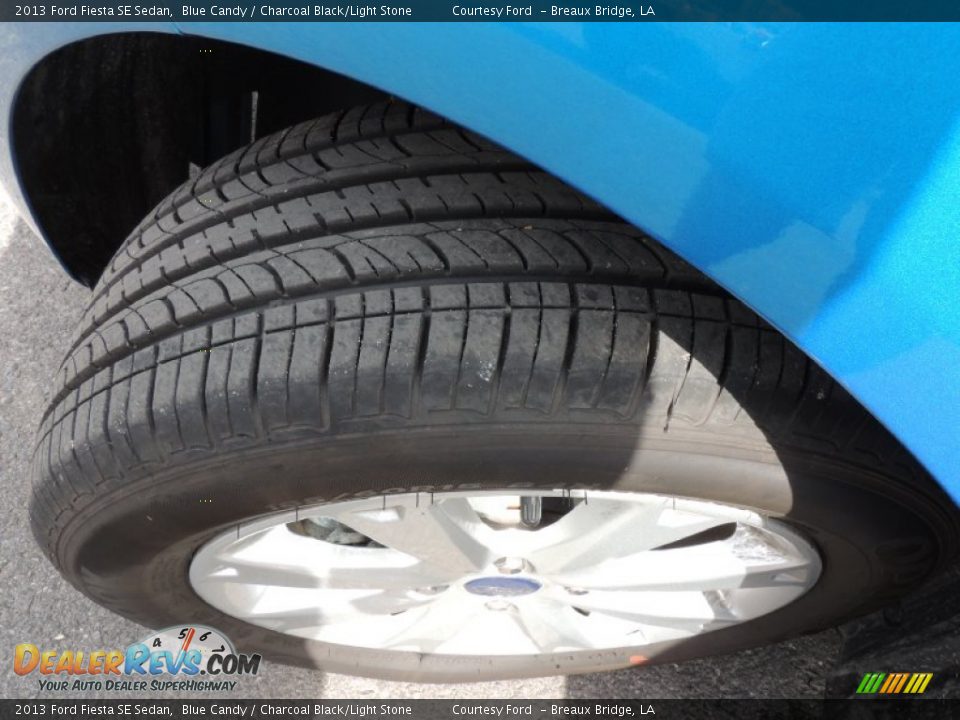 2013 Ford Fiesta SE Sedan Blue Candy / Charcoal Black/Light Stone Photo #24