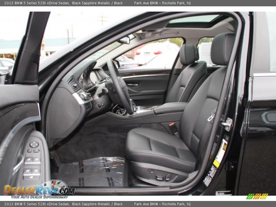 2013 BMW 5 Series 528i xDrive Sedan Black Sapphire Metallic / Black Photo #11