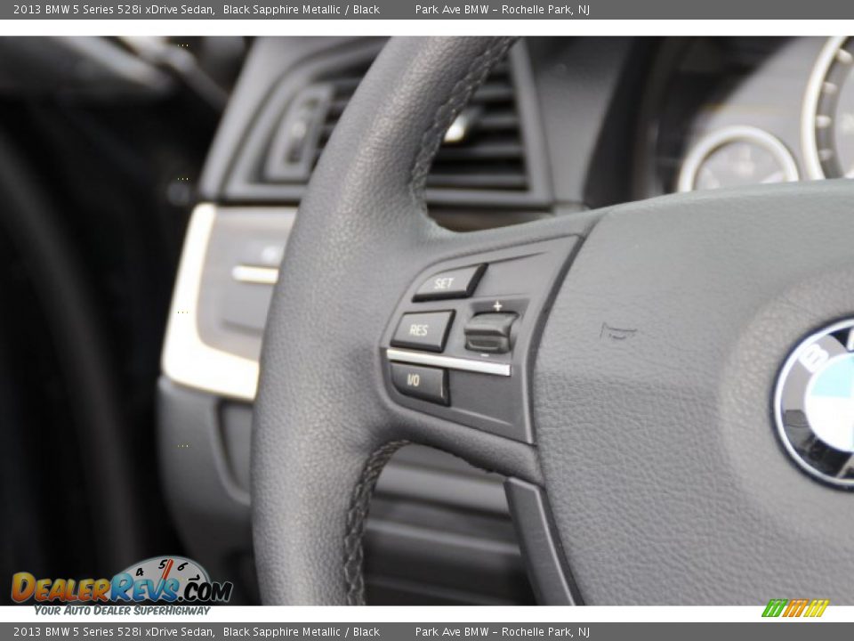 2013 BMW 5 Series 528i xDrive Sedan Black Sapphire Metallic / Black Photo #17