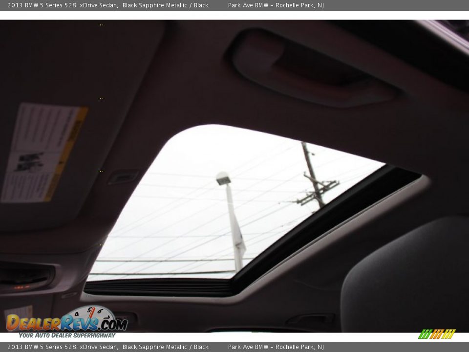 2013 BMW 5 Series 528i xDrive Sedan Black Sapphire Metallic / Black Photo #20