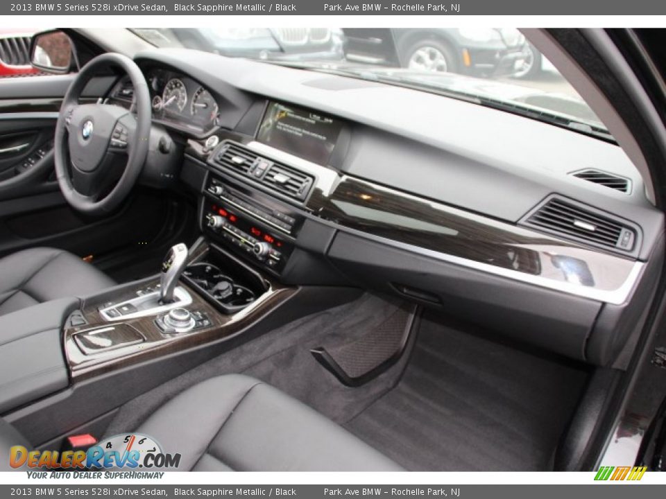 2013 BMW 5 Series 528i xDrive Sedan Black Sapphire Metallic / Black Photo #26