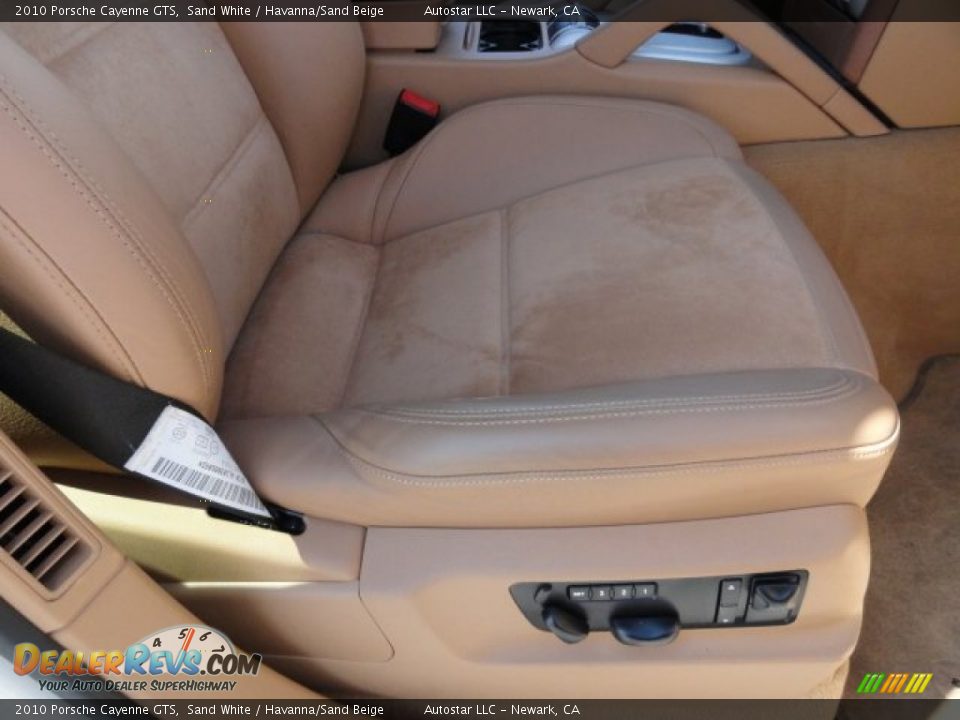 Front Seat of 2010 Porsche Cayenne GTS Photo #11