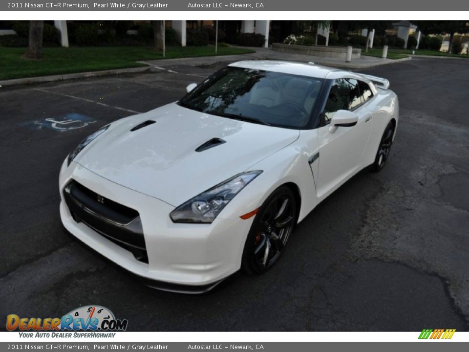 2011 Nissan GT-R Premium Pearl White / Gray Leather Photo #4