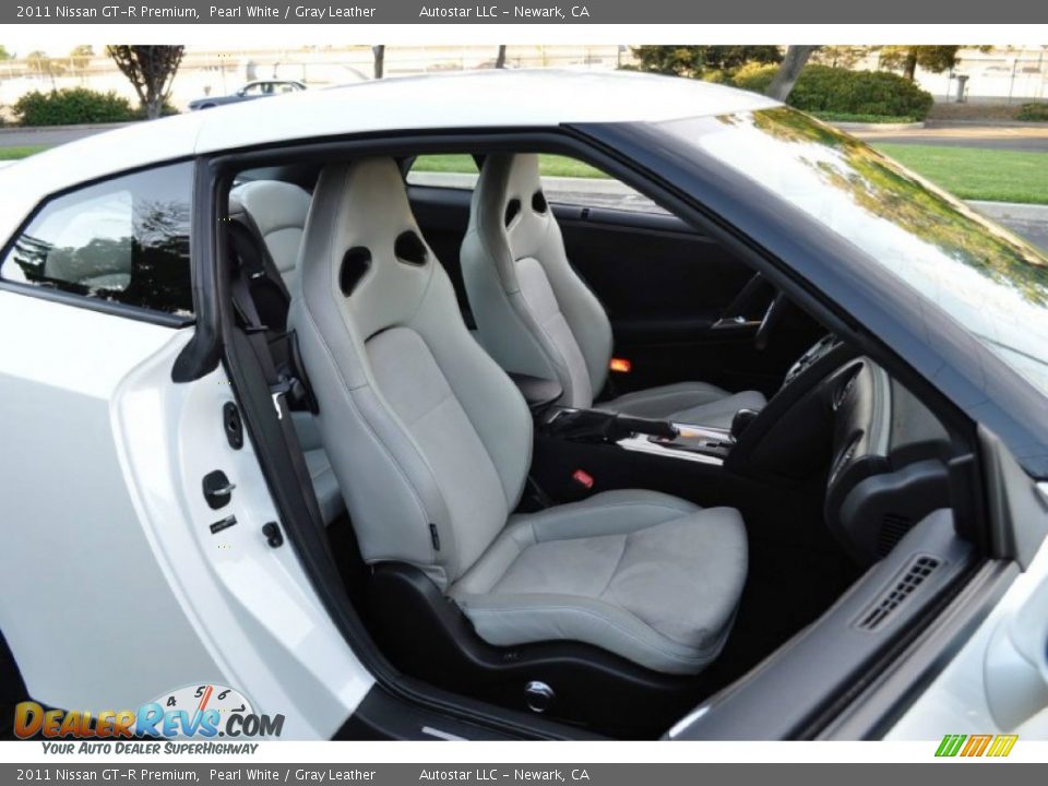 Front Seat of 2011 Nissan GT-R Premium Photo #5