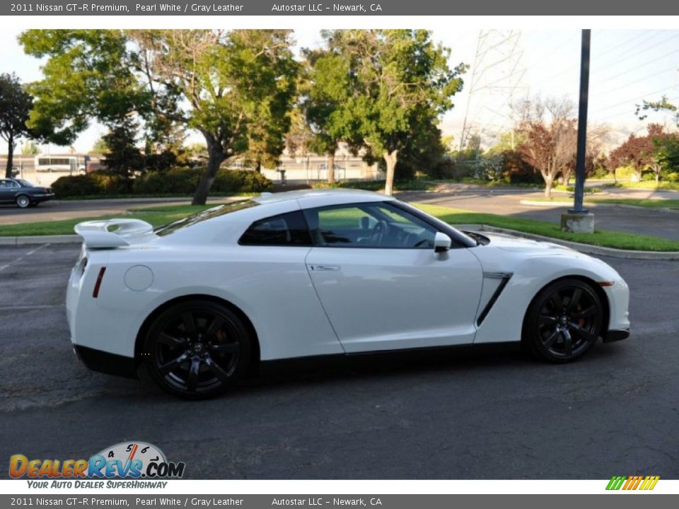 2011 Nissan GT-R Premium Pearl White / Gray Leather Photo #11