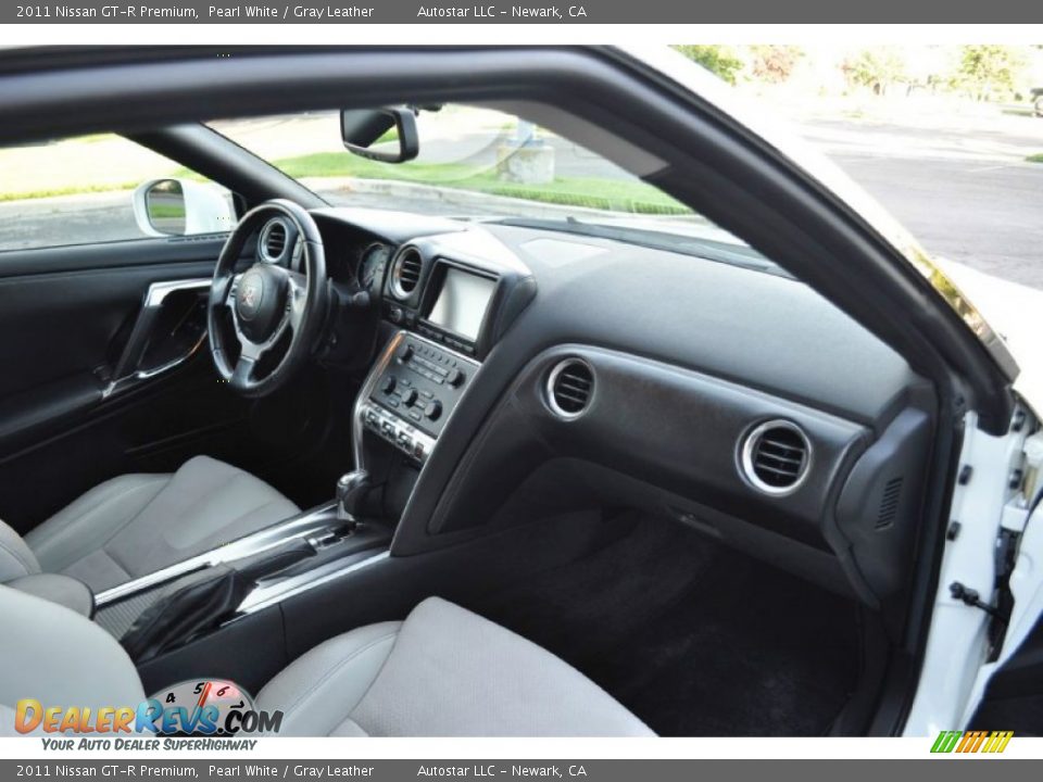 2011 Nissan GT-R Premium Pearl White / Gray Leather Photo #12