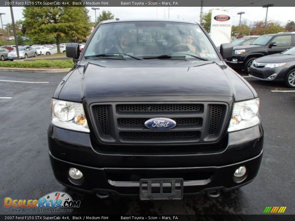 2007 Ford F150 STX SuperCab 4x4 Black / Medium Flint Photo #2