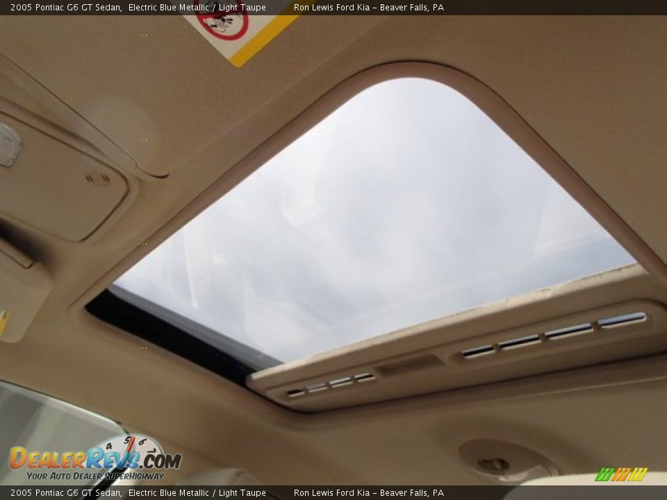 2005 Pontiac G6 GT Sedan Electric Blue Metallic / Light Taupe Photo #14