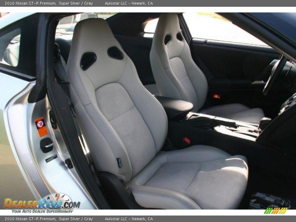 2010 Nissan GT-R Premium Super Silver / Gray Photo #6