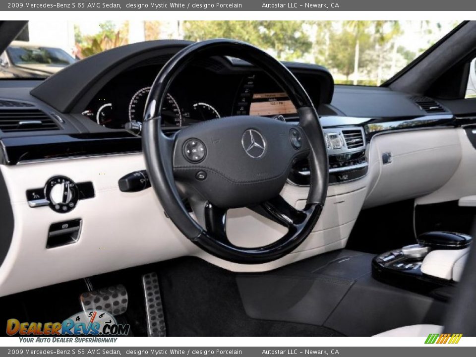 2009 Mercedes-Benz S 65 AMG Sedan designo Mystic White / designo Porcelain Photo #12
