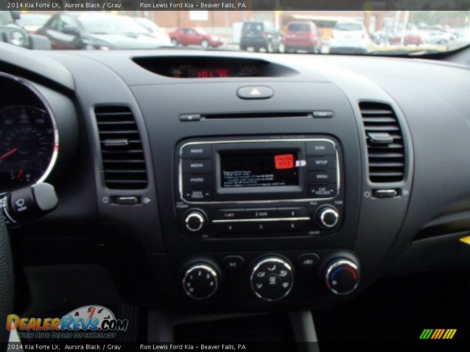 2014 Kia Forte LX Aurora Black / Gray Photo #17