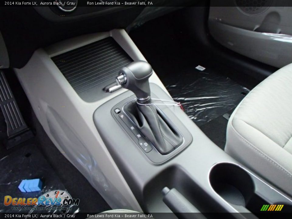 2014 Kia Forte LX Aurora Black / Gray Photo #18