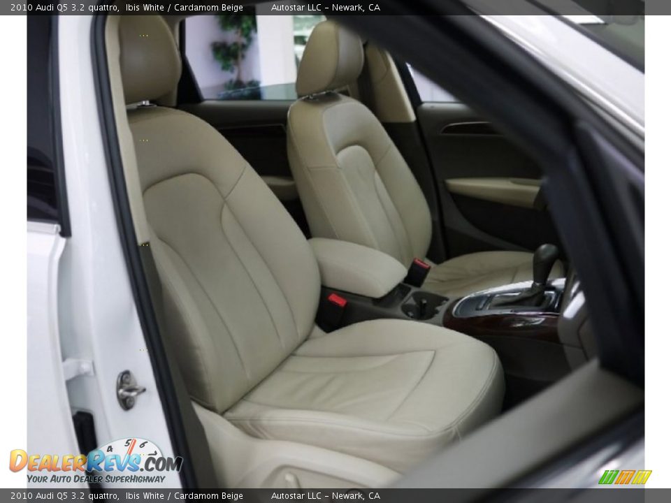 2010 Audi Q5 3.2 quattro Ibis White / Cardamom Beige Photo #6