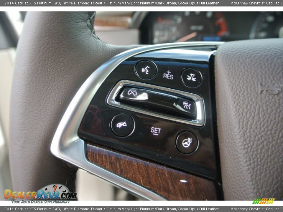 Controls of 2014 Cadillac XTS Platinum FWD Photo #15