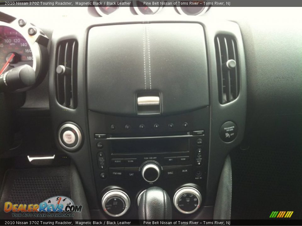 2010 Nissan 370Z Touring Roadster Magnetic Black / Black Leather Photo #12