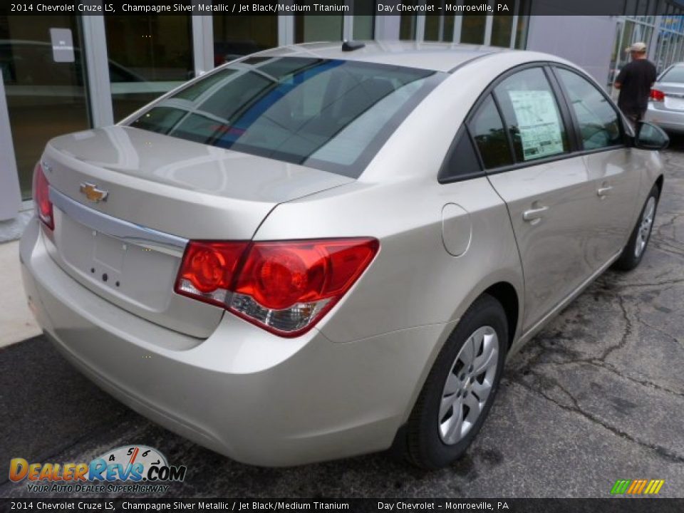 2014 Chevrolet Cruze LS Champagne Silver Metallic / Jet Black/Medium Titanium Photo #5