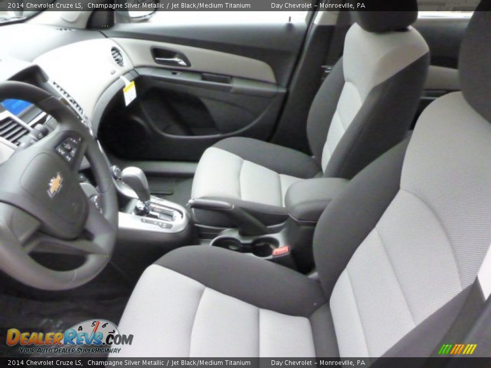 2014 Chevrolet Cruze LS Champagne Silver Metallic / Jet Black/Medium Titanium Photo #11
