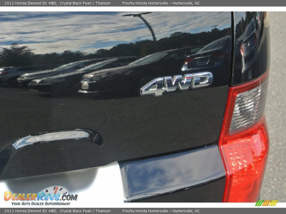2011 Honda Element EX 4WD Crystal Black Pearl / Titanium Photo #20