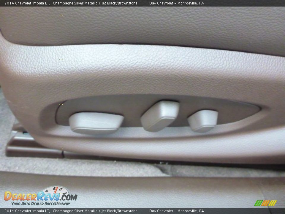 2014 Chevrolet Impala LT Champagne Silver Metallic / Jet Black/Brownstone Photo #16