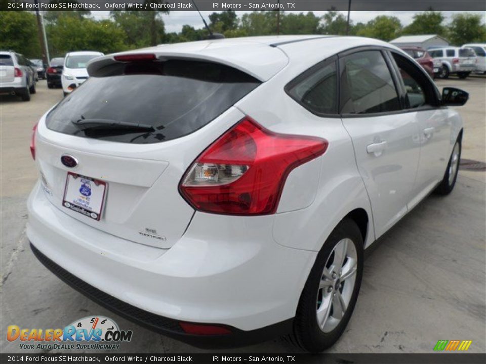 2014 Ford Focus SE Hatchback Oxford White / Charcoal Black Photo #5