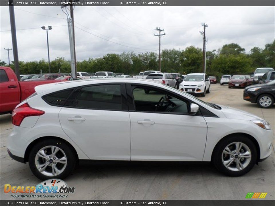 2014 Ford Focus SE Hatchback Oxford White / Charcoal Black Photo #6