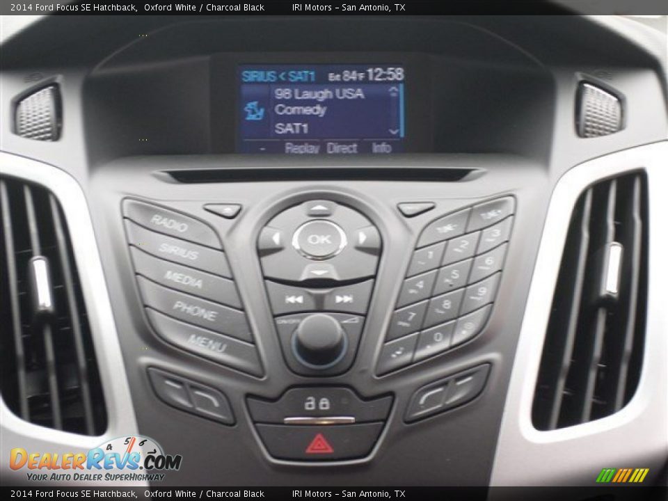 2014 Ford Focus SE Hatchback Oxford White / Charcoal Black Photo #20