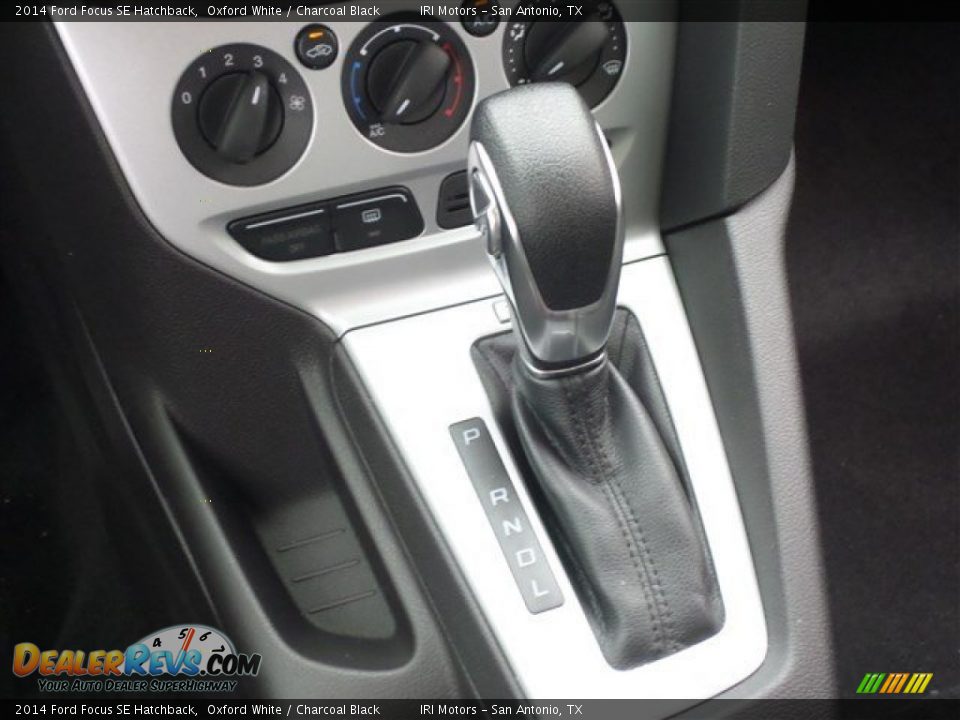 2014 Ford Focus SE Hatchback Oxford White / Charcoal Black Photo #21