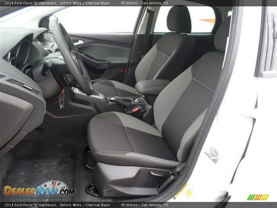 2014 Ford Focus SE Hatchback Oxford White / Charcoal Black Photo #23